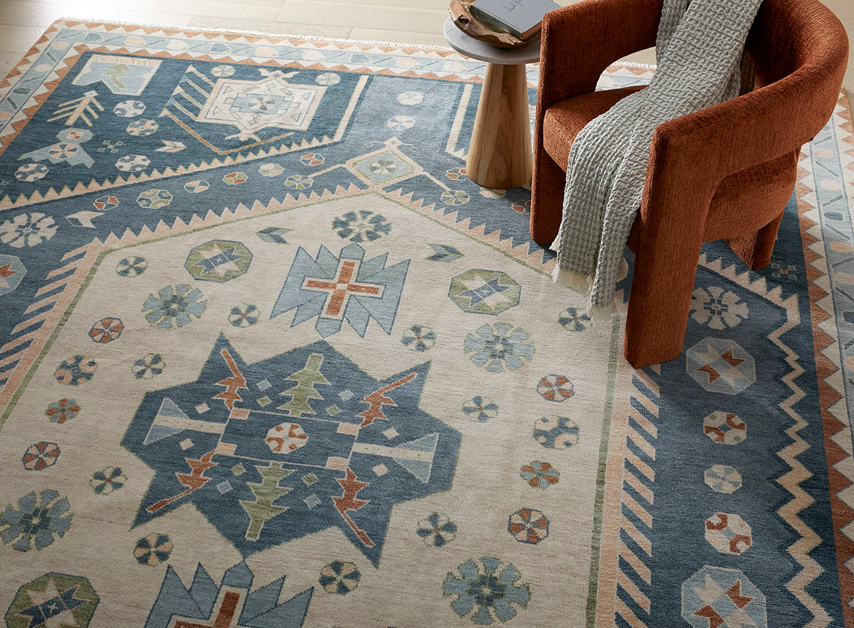 May Avenue Teal Hand-Knotted Wool Rug